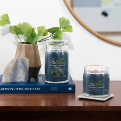 Yankee Candle Bayside Cedar Signature Large Jar Candle 13 Yankee Candle Bayside Cedar Signature Large Jar Candle -Yankee Candle Shop bayside cedar signature collection lifestyle 2