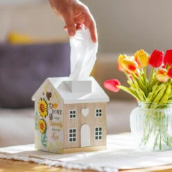 Bee Happy Tissue Box -Yankee Candle Shop lesser pavey lp49798 bee happy tissue box lifestyle 1