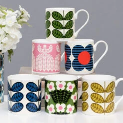 Orla Kiely Green Bunch Of Stems Large Mug -Yankee Candle Shop mclaggan orla kiely mugs collection nov2021 lifestyle 0v2 5