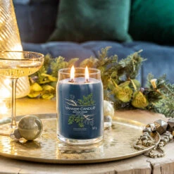 Yankee Candle Bayside Cedar Signature Large Jar Candle 12 Yankee Candle Bayside Cedar Signature Large Jar Candle -Yankee Candle Shop yankee candle 1629980e bayside cedar signature large jar candle lifestyle 4