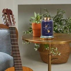 Yankee Candle Twilight Tunes Signature Large Jar Candle -Yankee Candle Shop yankee candle 1734812e twilight tunes signature large jar candle lifestyle 1