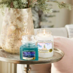 Yankee Candle Snow Globe Wonderland Large Jar Candle -Yankee Candle Shop yankee candle christmas 22 large medium duo lifestyle 1